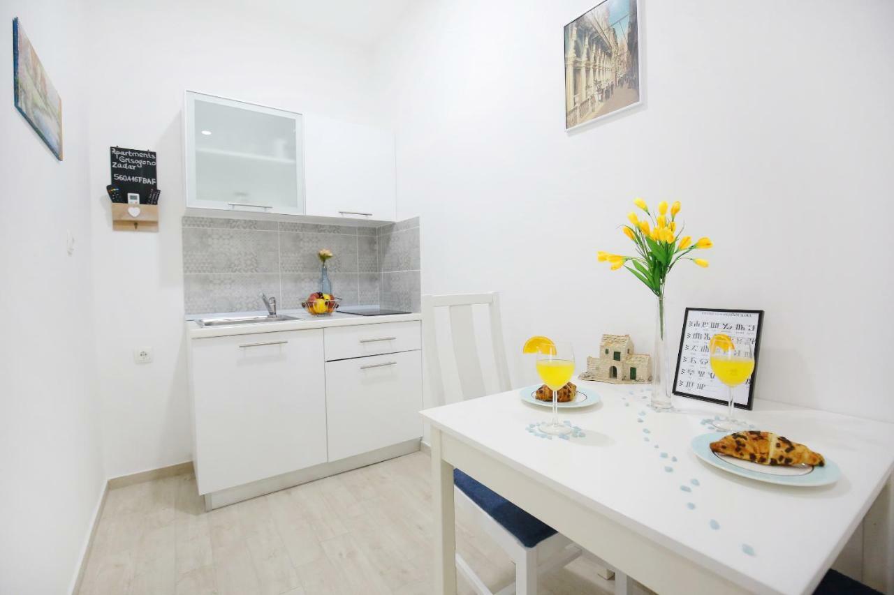 Apartments Grisogono Zadar Oda fotoğraf